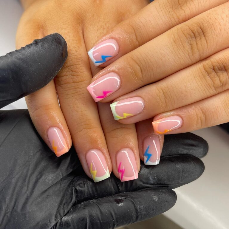 25 Cute Short Nails Perfect for Summer