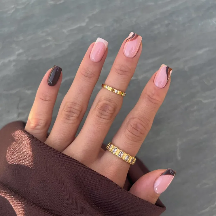25 Gorgeous Fall Nail Ideas That Are Cozy, Chic & Totally Stunning