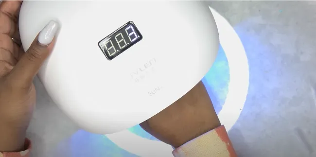 How Long Should Nails Be Under UV Light? (The Right Timing for Perfect Gel Nails)
